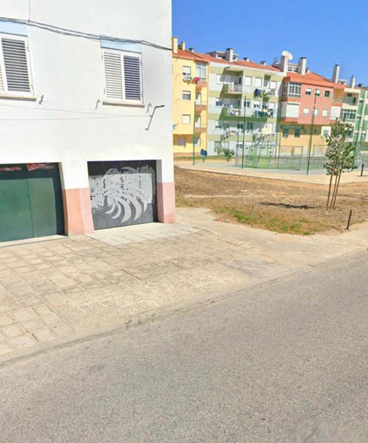 セイシャルApartamento Remodelado No Seixalアパートメント エクステリア 写真